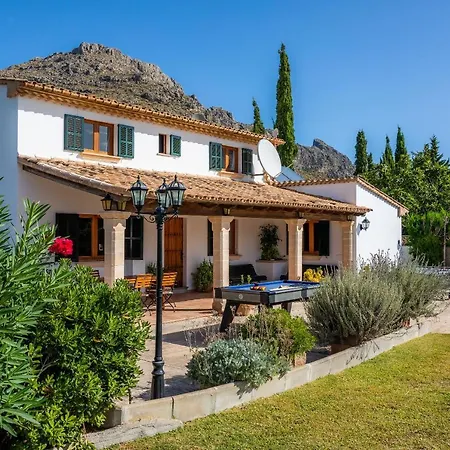 Joanaina Villa *